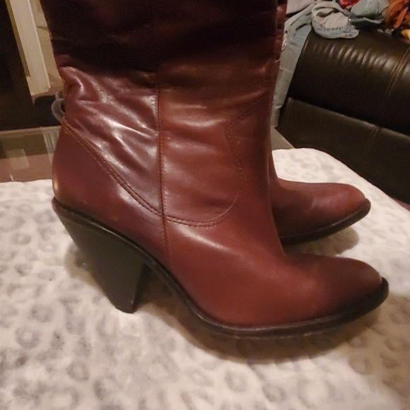 Cowboy boots - Picture 4 of 5